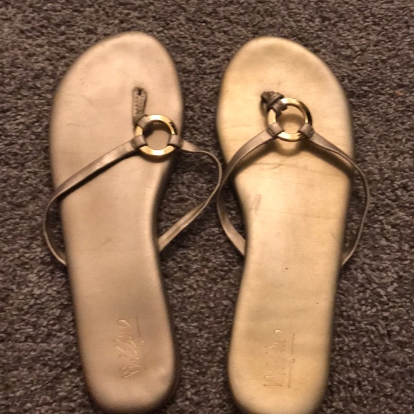 Flip flops - Picture 1 of 2